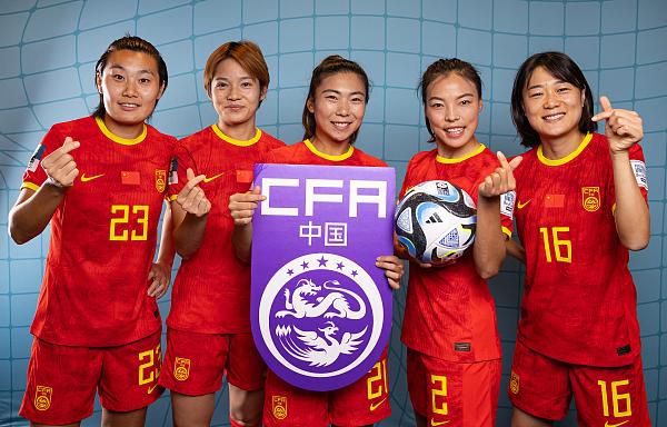 国产剧情av片巨作醉酒女邻居